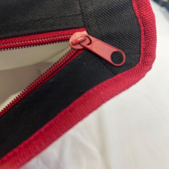 Trader Joes Insulated Cooler Bag Red & Black Large Reusable Eco-Friendly - Picture 7 of 10